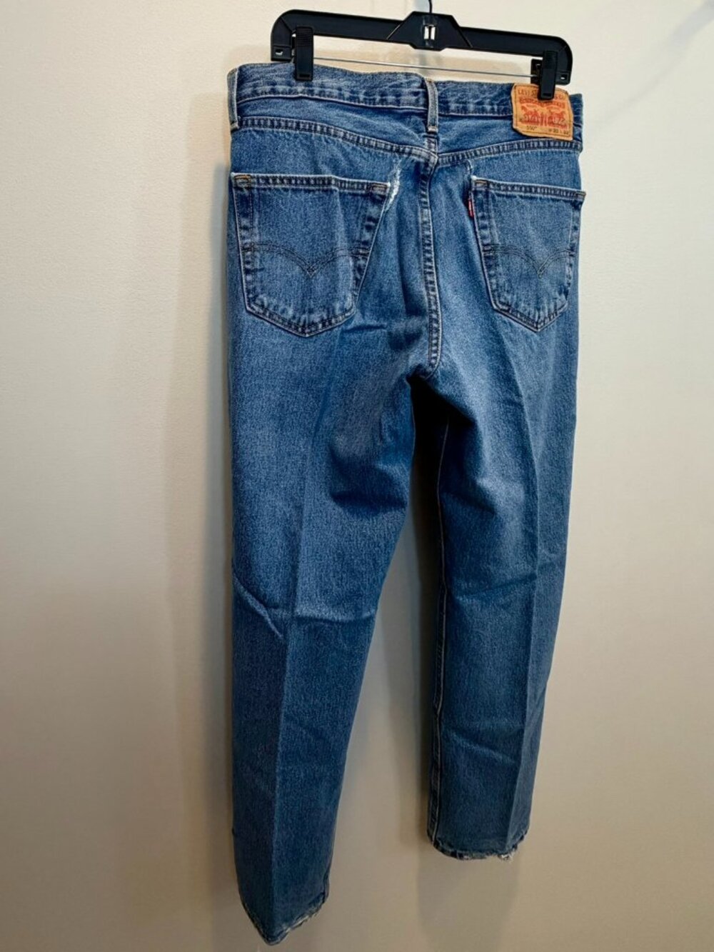 Levi’s 550 Relaxed Fit Jeans W33 L32 • Men’s Denim • Broken‑In • Pocket Patch - Picture 2 of 16